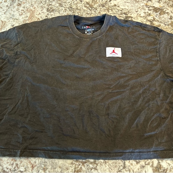 XL Nike Air Jordan Essentials Women's Short-Sleeve Boxy Loose Fit T-Shirt Top - Picture 1 of 8